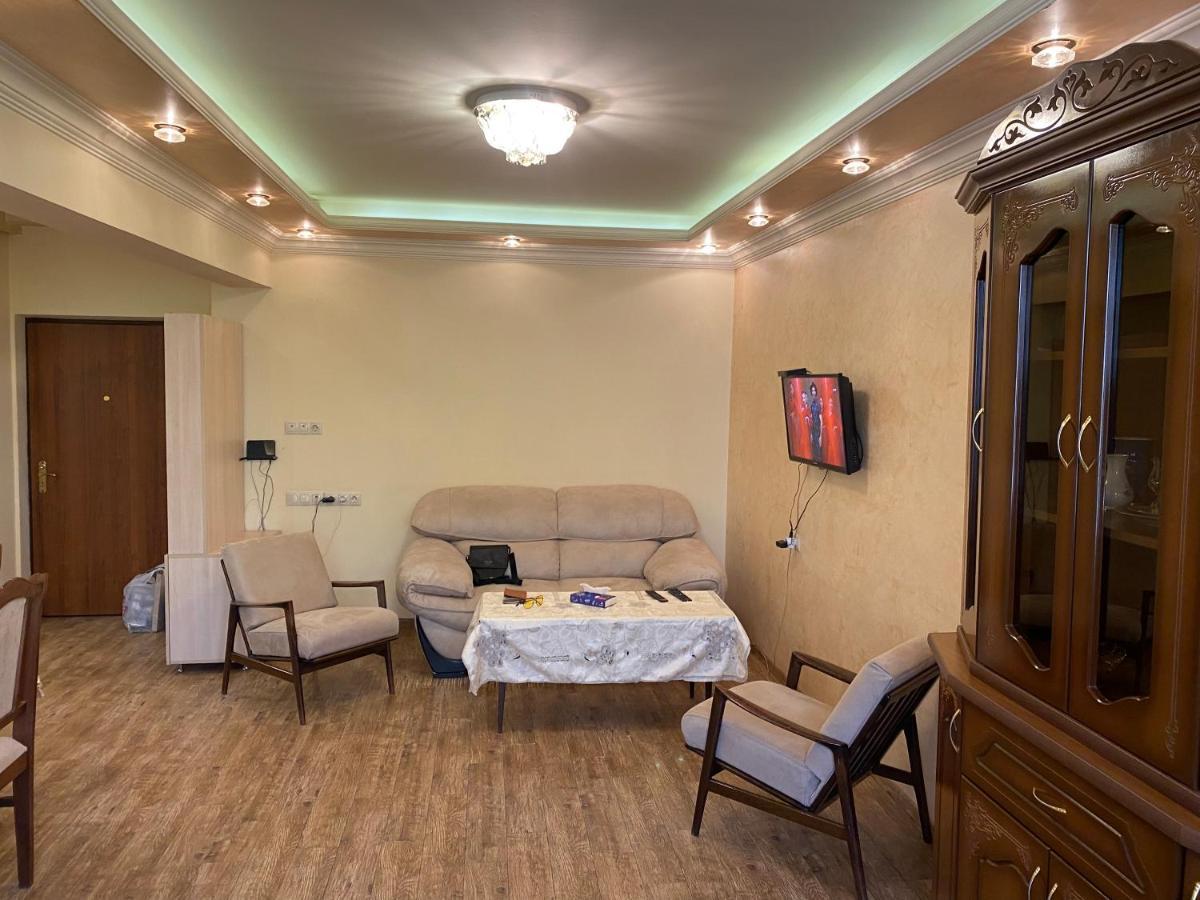 Apartment In Centre Evn Erevan Esterno foto