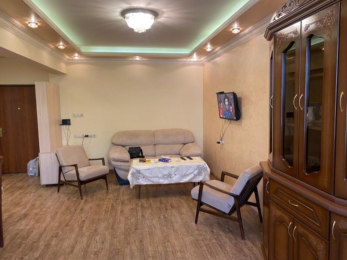 Apartment In Centre Evn Erevan Esterno foto